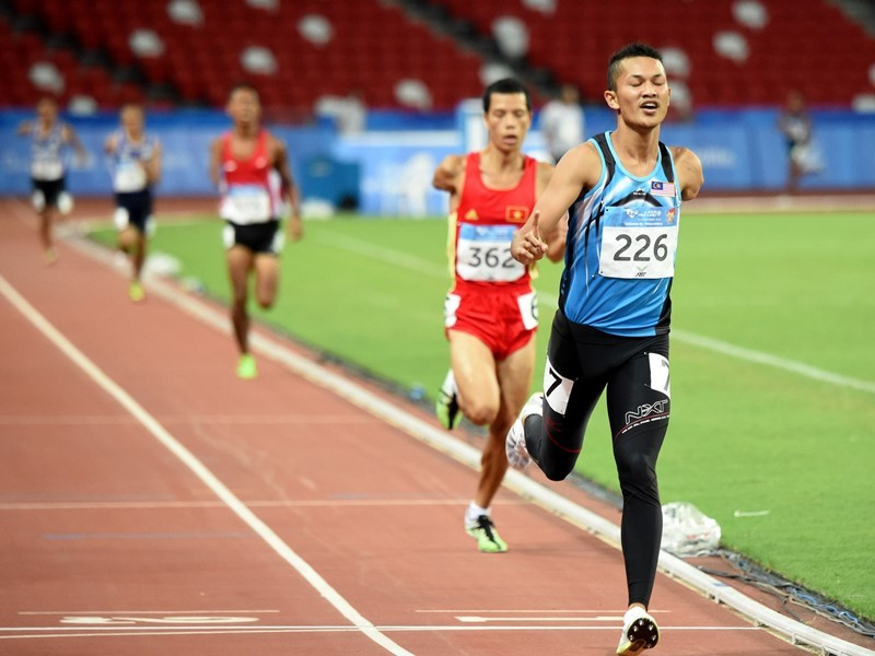 Muhamad Ashraf Bin Muhammad Haisham was one of seven track and field gold medallists for Malaysia today, winning the men’s 800 metres T46 in a Games record time ©Suki Singh/SAPGOC